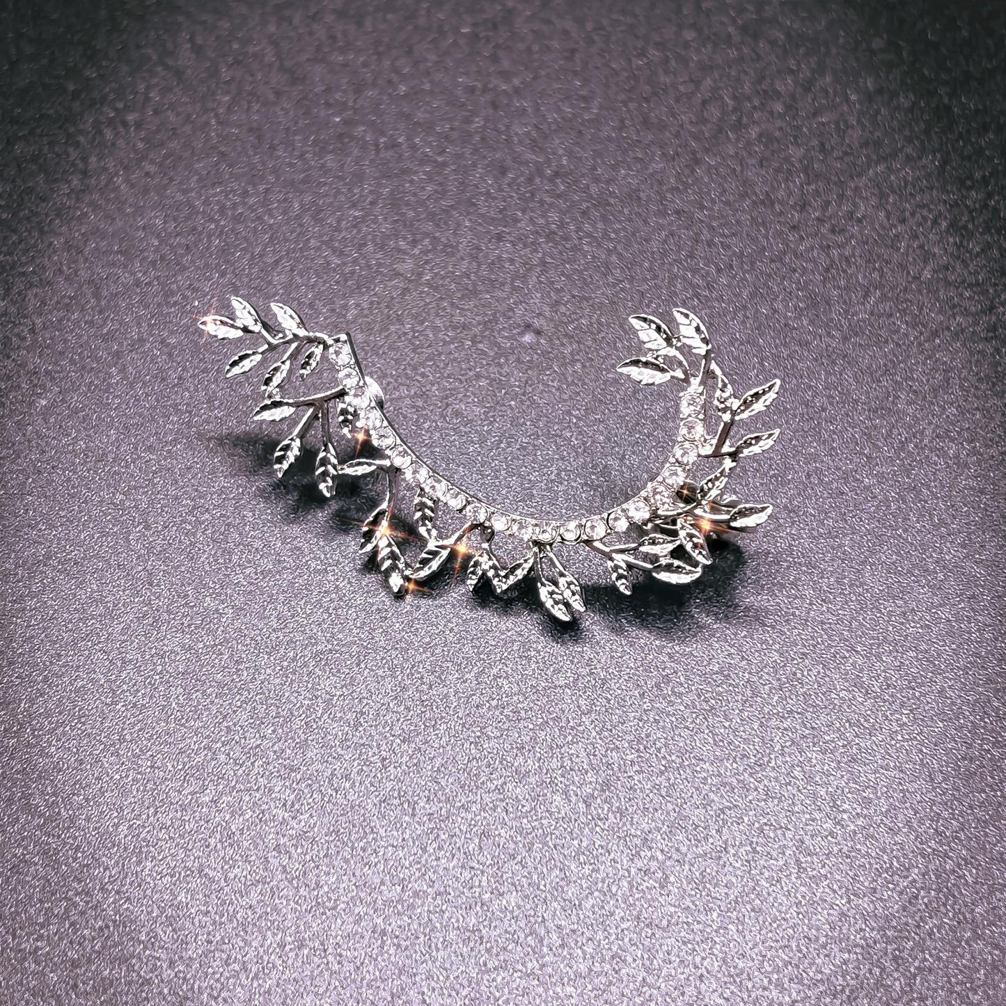 Orecchino ear cuff foglie con strass - Silver