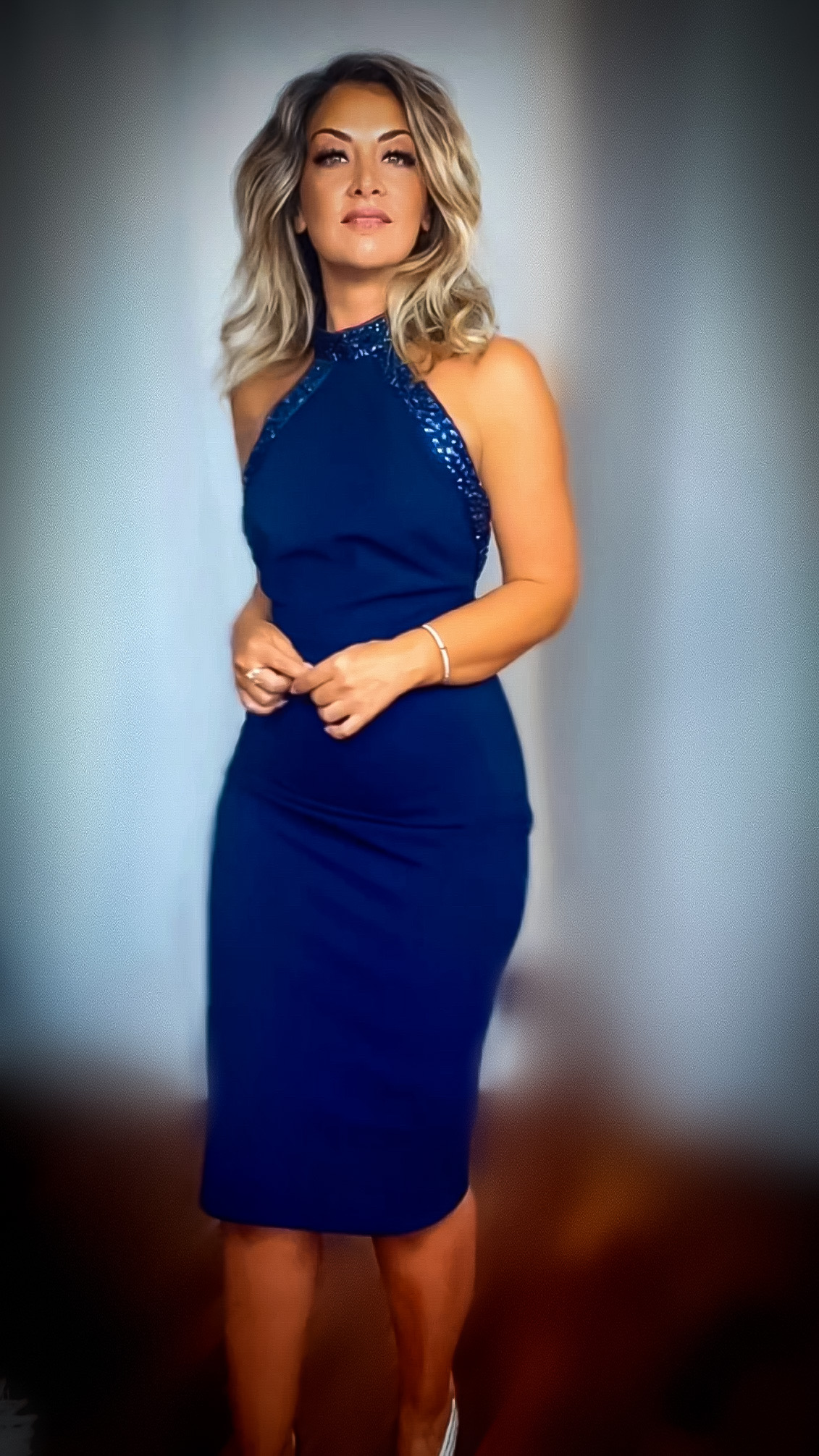 Elegant dress Decorated with stones halter neckline-blue
