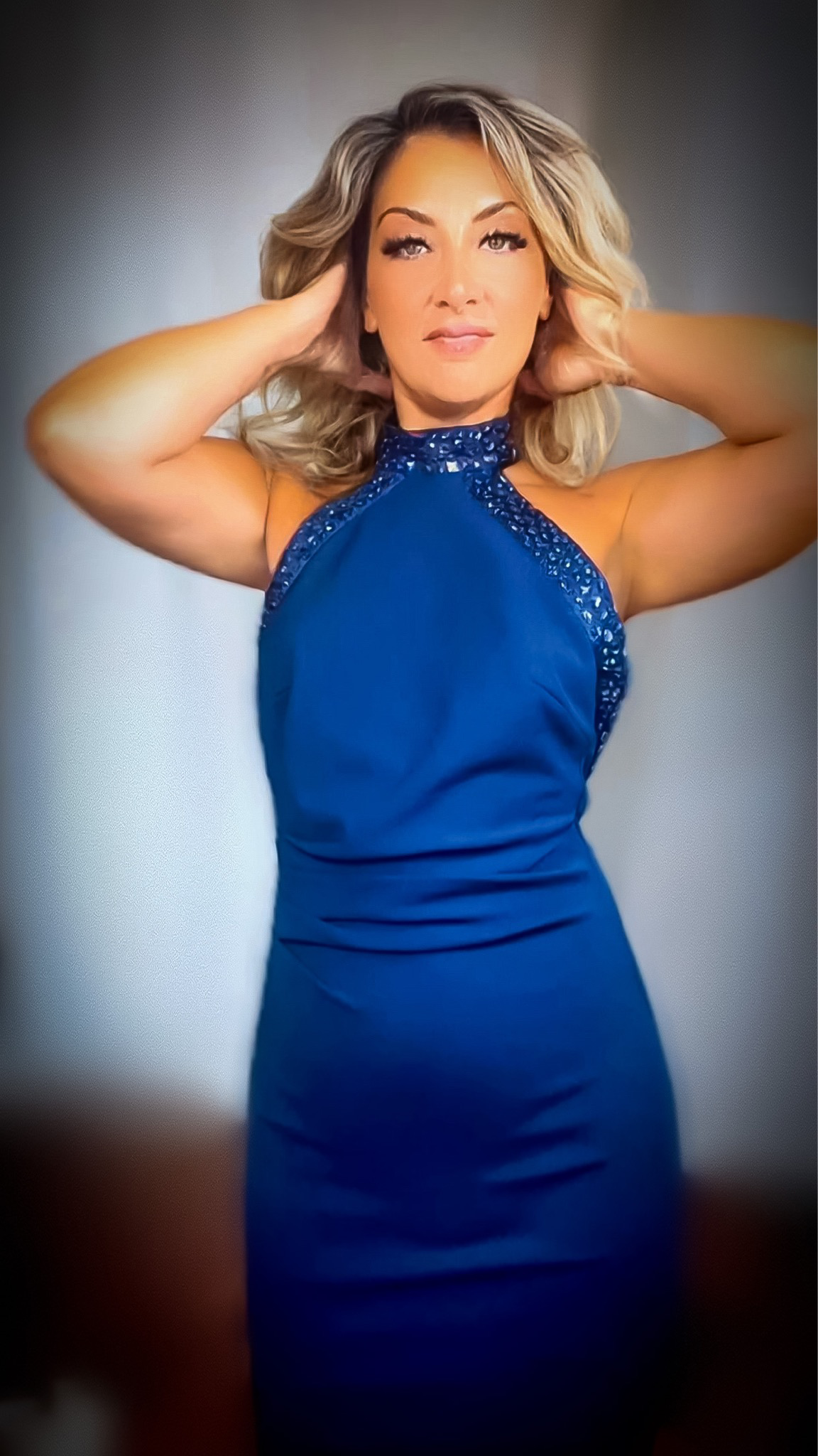 Elegant dress Decorated with stones halter neckline-blue