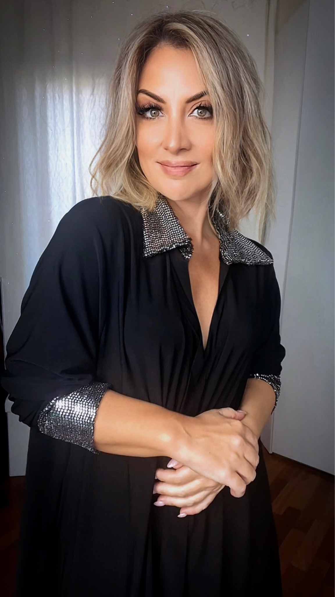 Blusa Over svasata taglio camicia con paillettes Argento