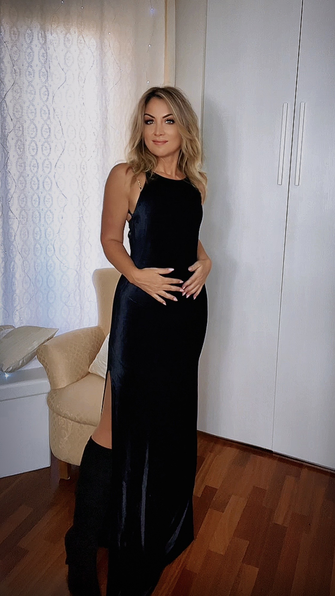 Long Velvet Dress - Black