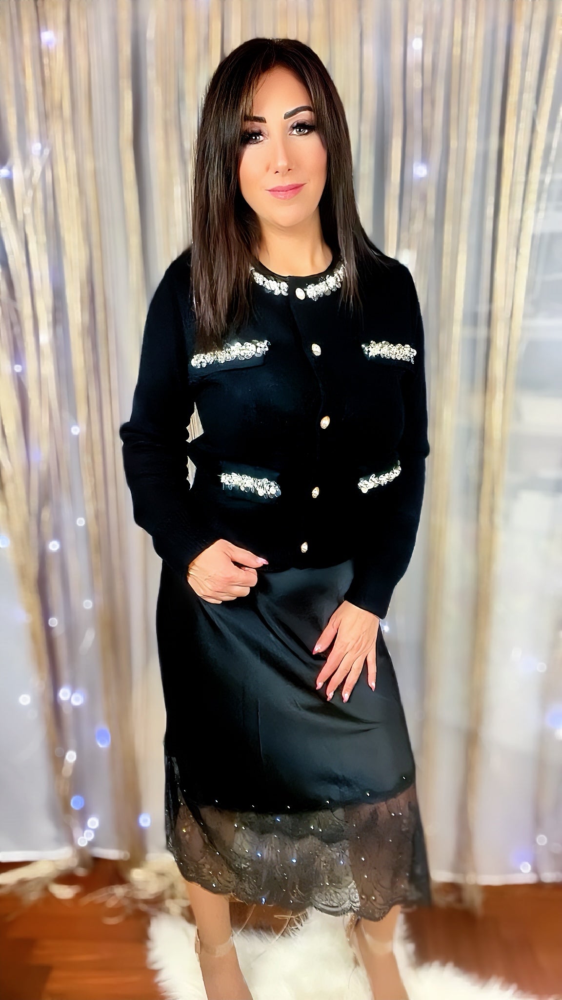 Knitted jacket with pearls