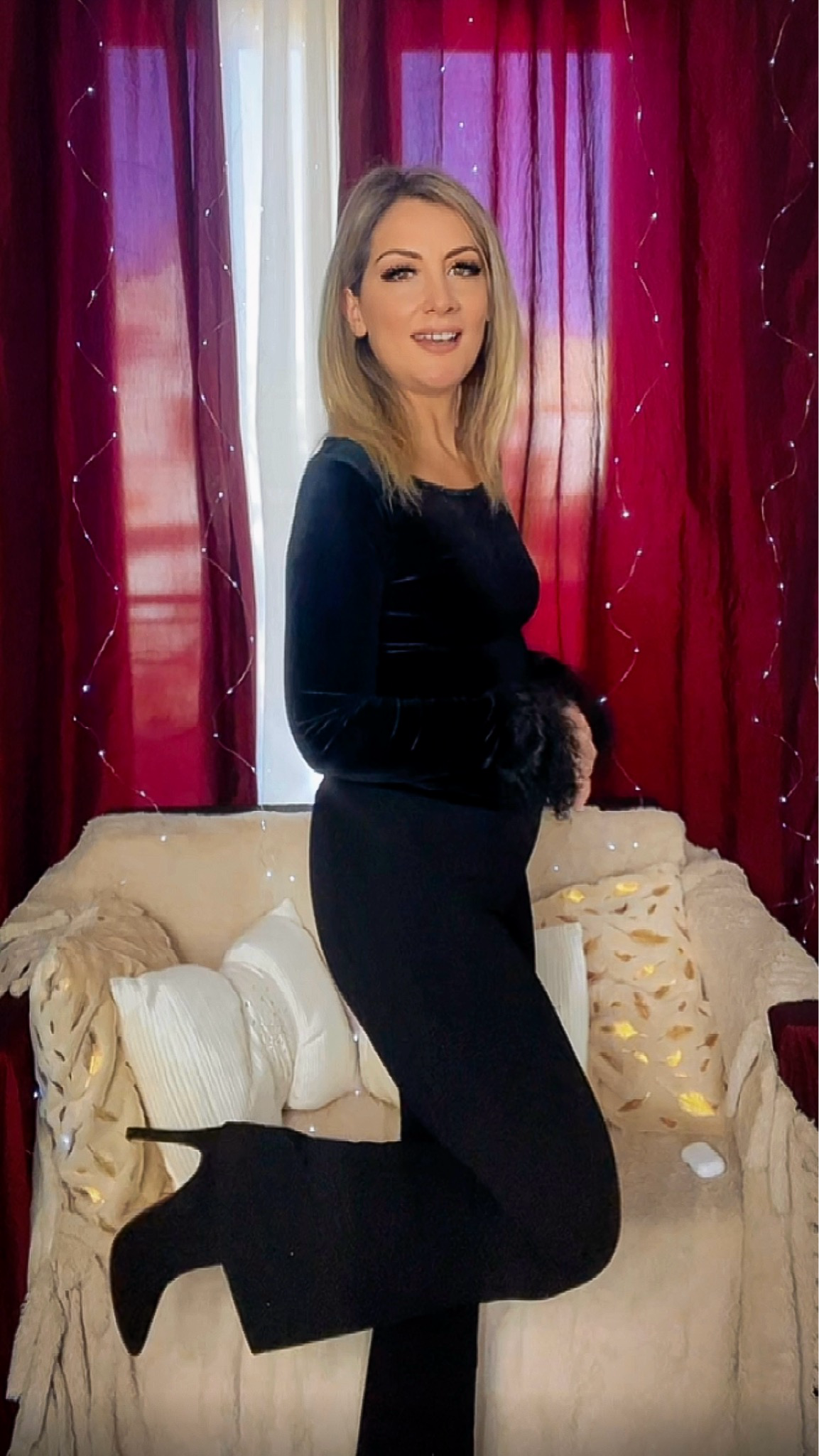 Velvet Blouse. Feathers and Swarovski - Black
