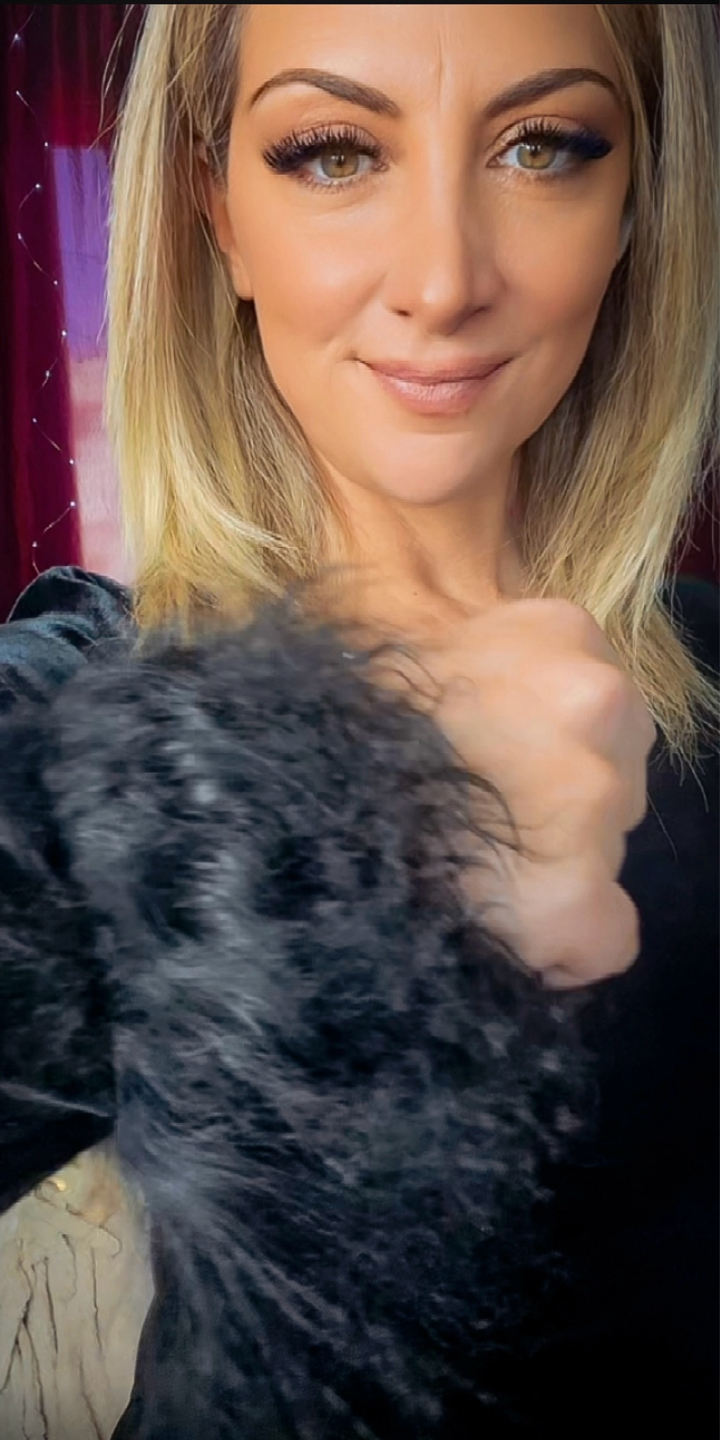 Velvet Blouse. Feathers and Swarovski - Black