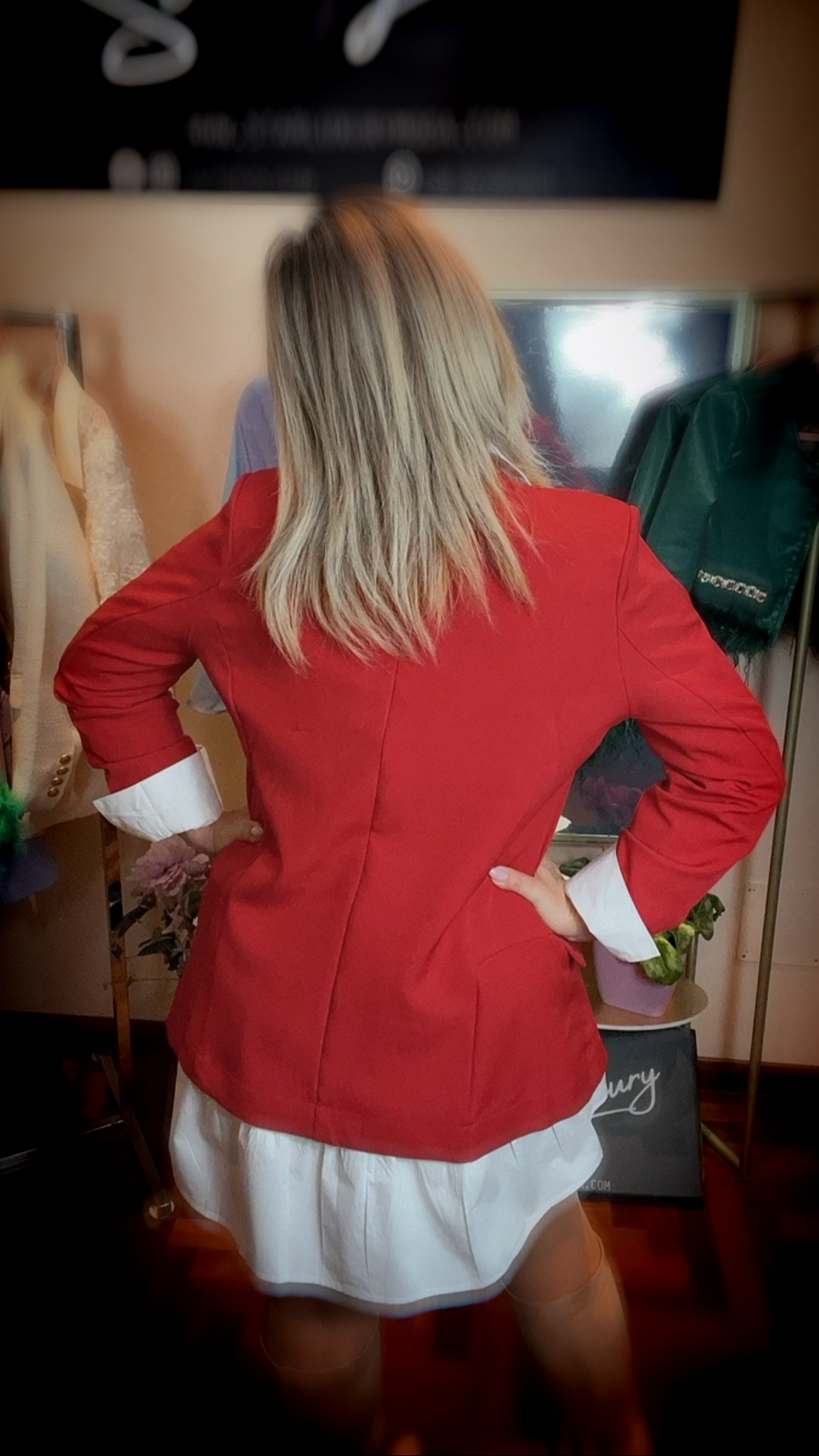 Slightly Oversized Blazer - Red