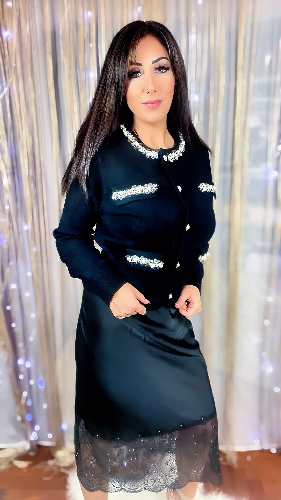 Knitted jacket with pearls
