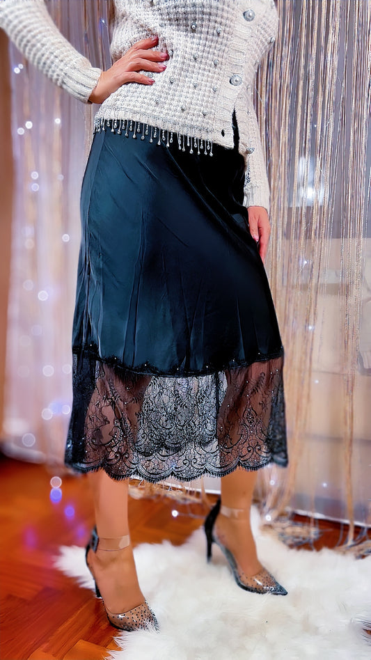 Long satin skirt with lace