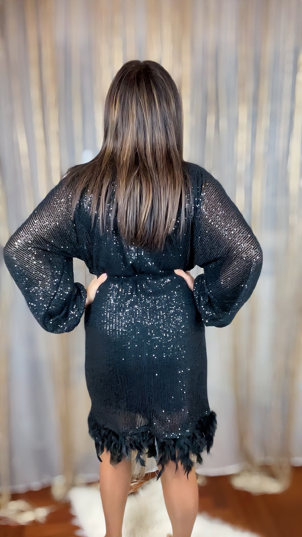 Flared dress with sequins