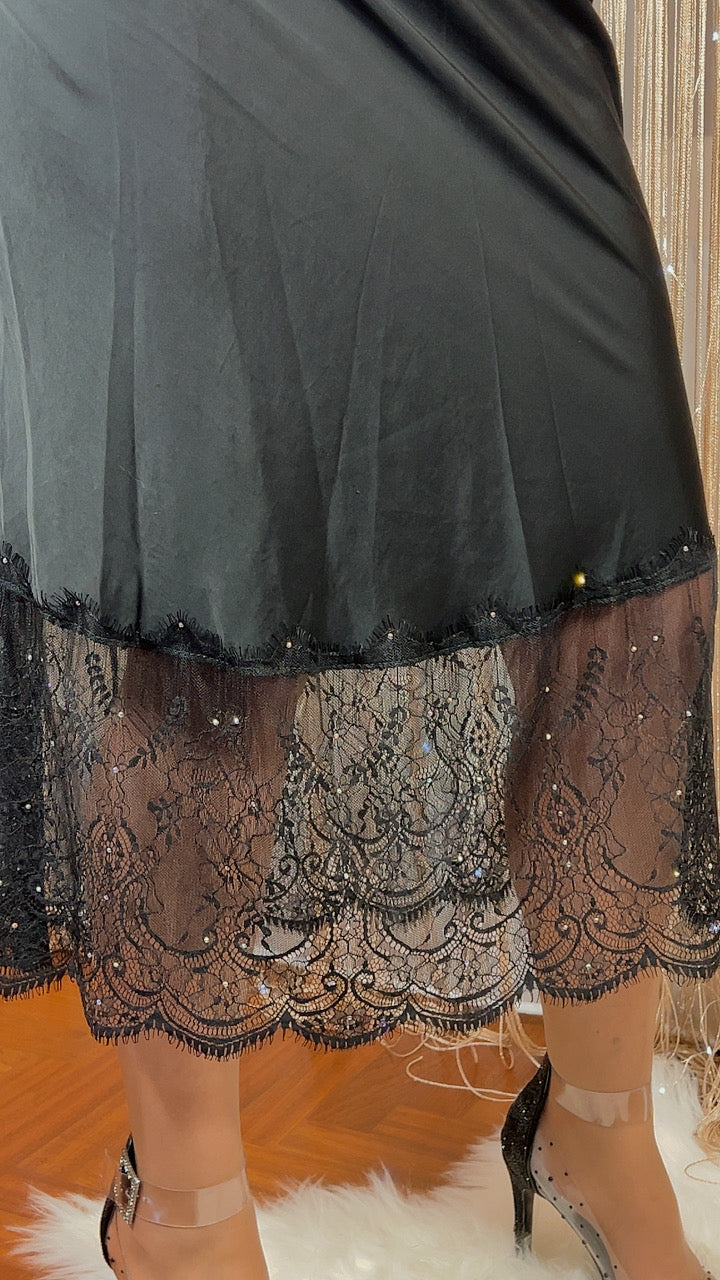 Long satin skirt with lace