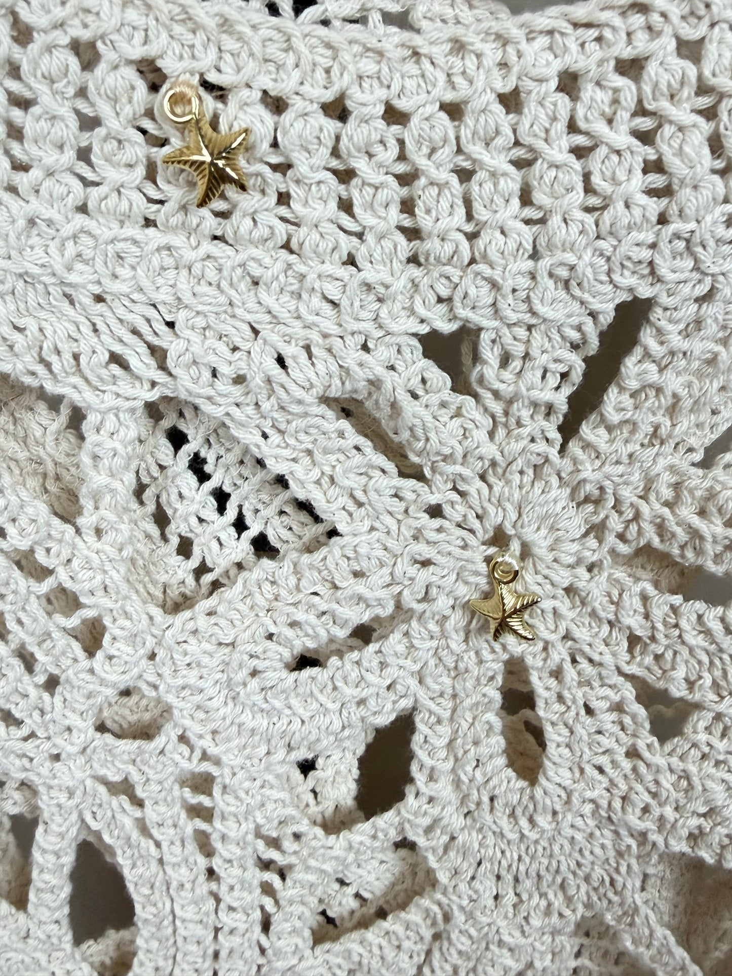 ARIEL — Maglia all’Uncinetto con Dettagli Stella - Beige